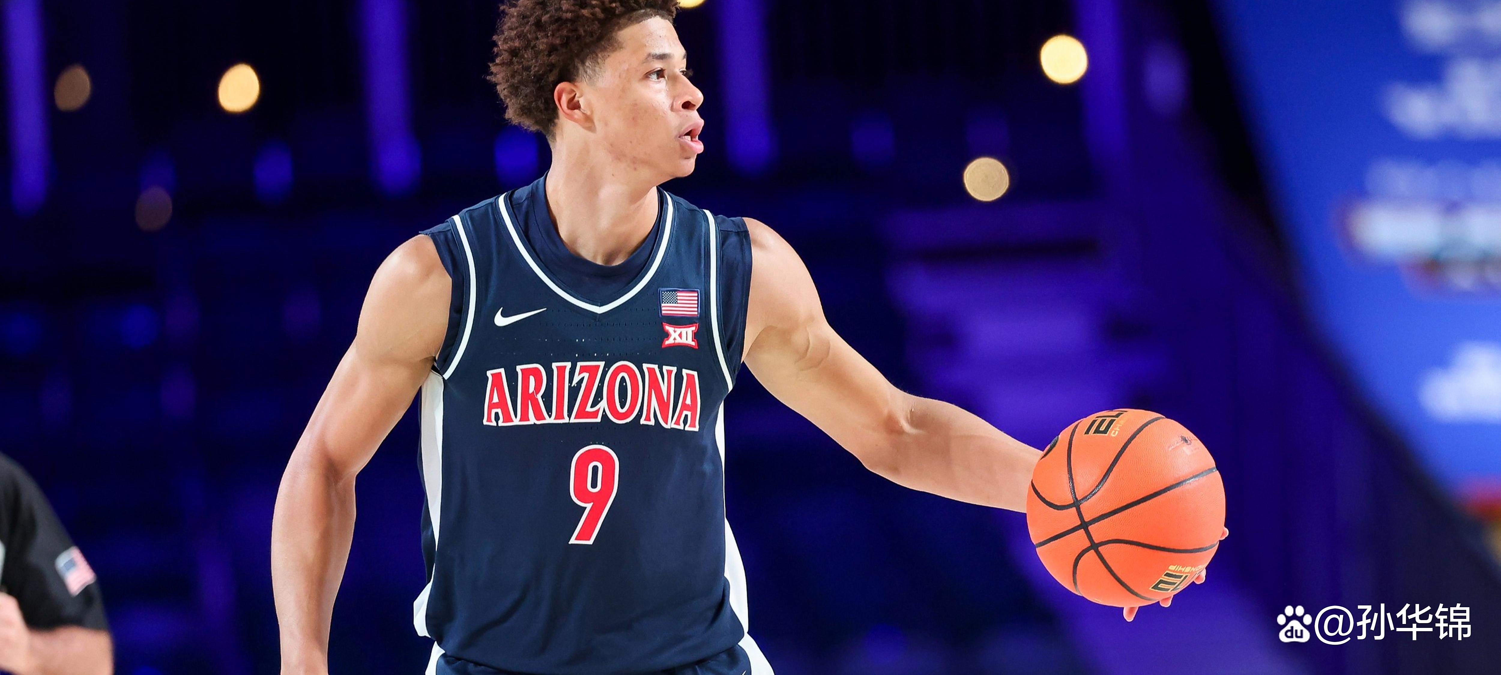 球员在全球篮球比赛中被誉为最佳新秀