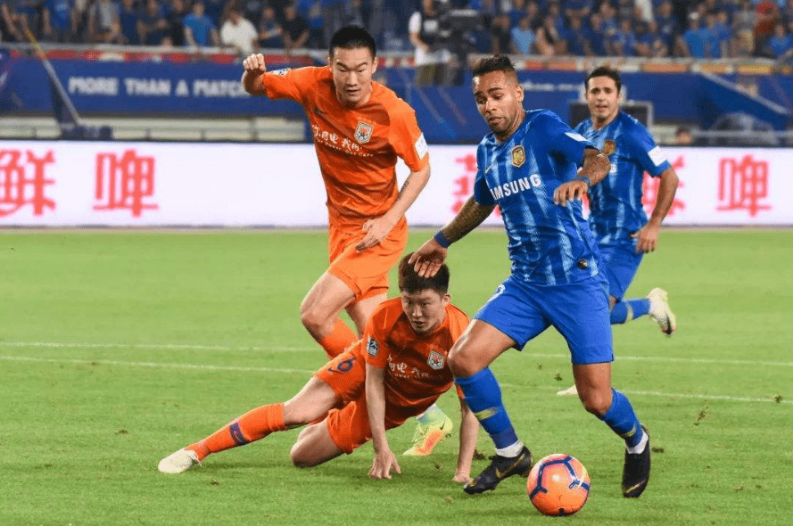 爱游戏tv-苏宁客场不敌绿城，连续两场失利