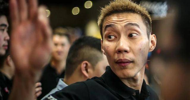 包含泰国羽毛球队横扫印度羽毛球队，李宗伟高光表现的词条