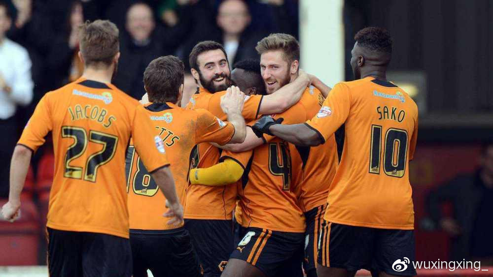 爱游戏中国-狼队主场大胜，实力逐渐崭露头角的简单介绍