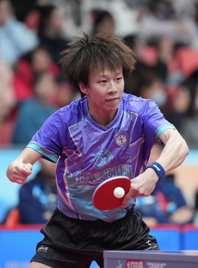 爱游戏大厅-韩国队完胜中国队，林高远扛起全队