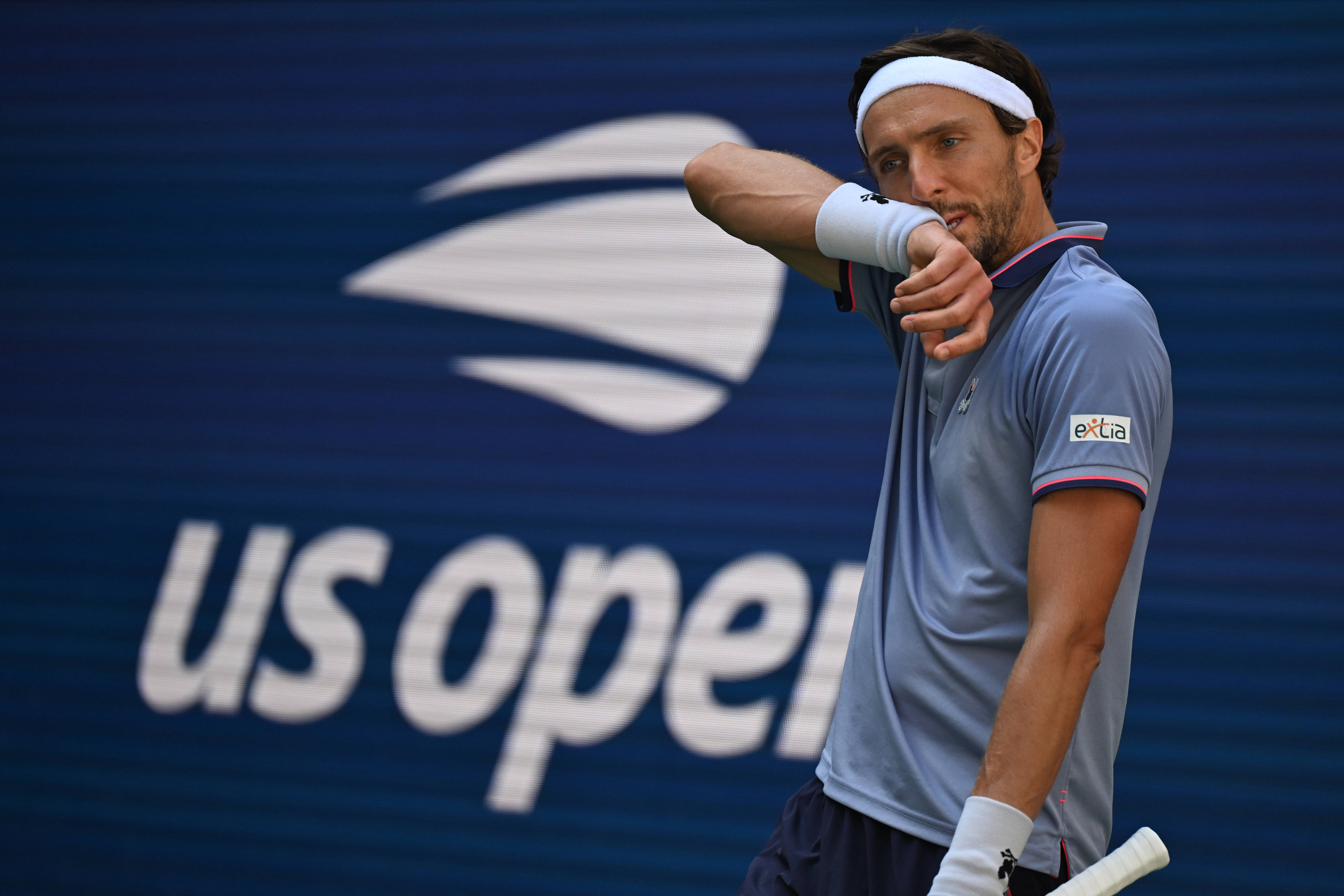 爱游戏体育官网-联合杯险胜美网，阿尔卡拉斯高光表现的简单介绍